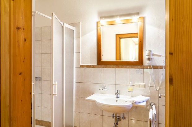 Badezimmer im Zimmer Schwarzerberg